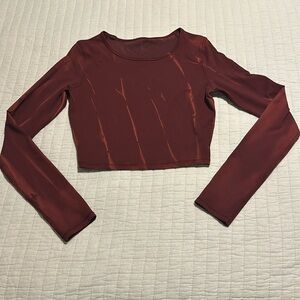 Lululemon wundertrain cropped long sleeve size 2